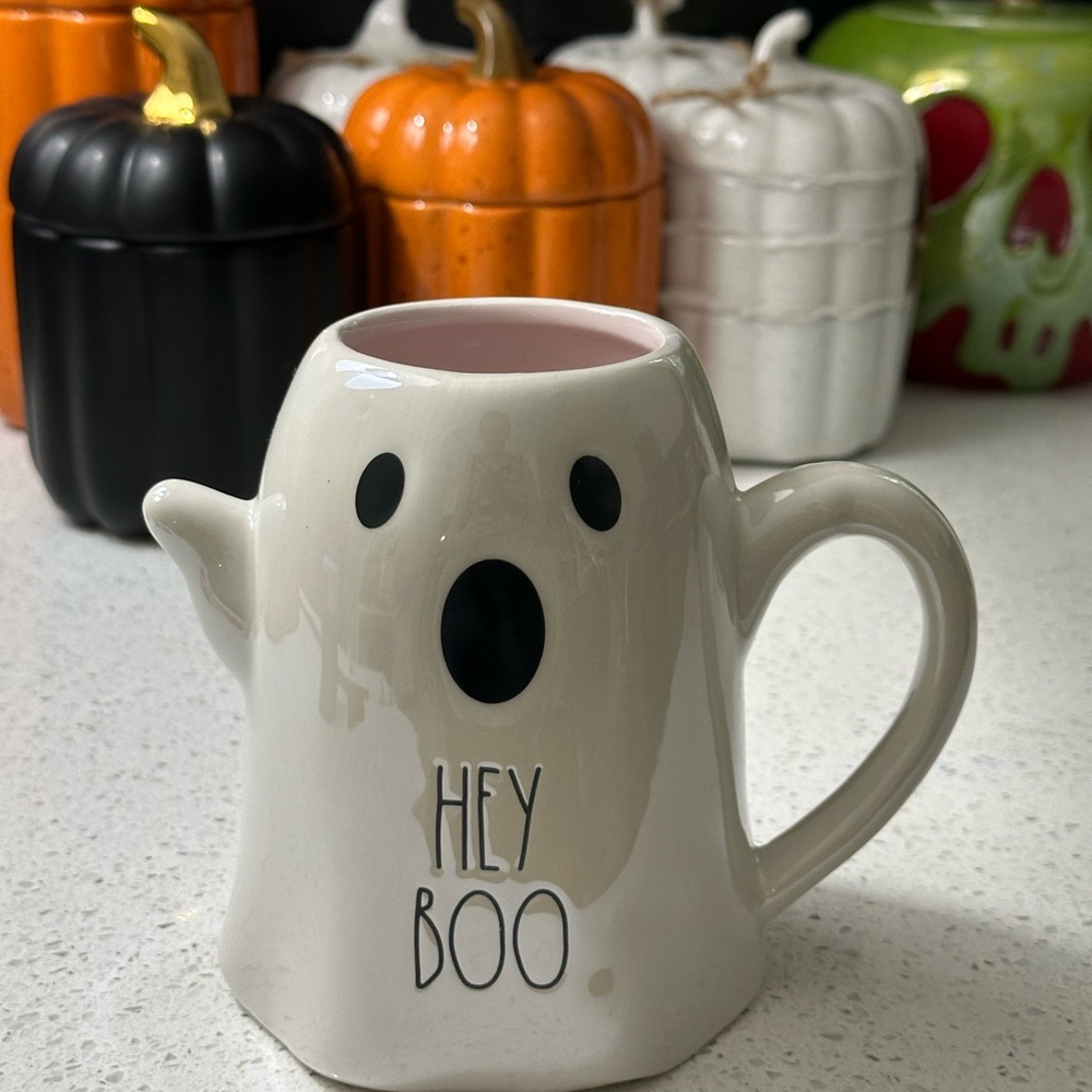 Rae Dunn • HEY BOO Ghost Mug • NWOT
